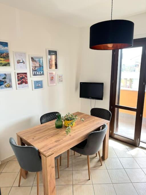 Casa Vacanza Elislor Apartments Fiumicino Buitenkant foto